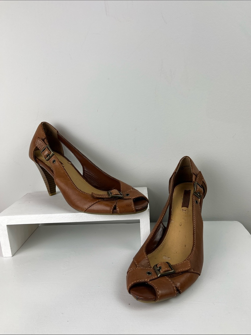 Thom McAn Tan Brown Peep-Toe Heels with Buckle Detail